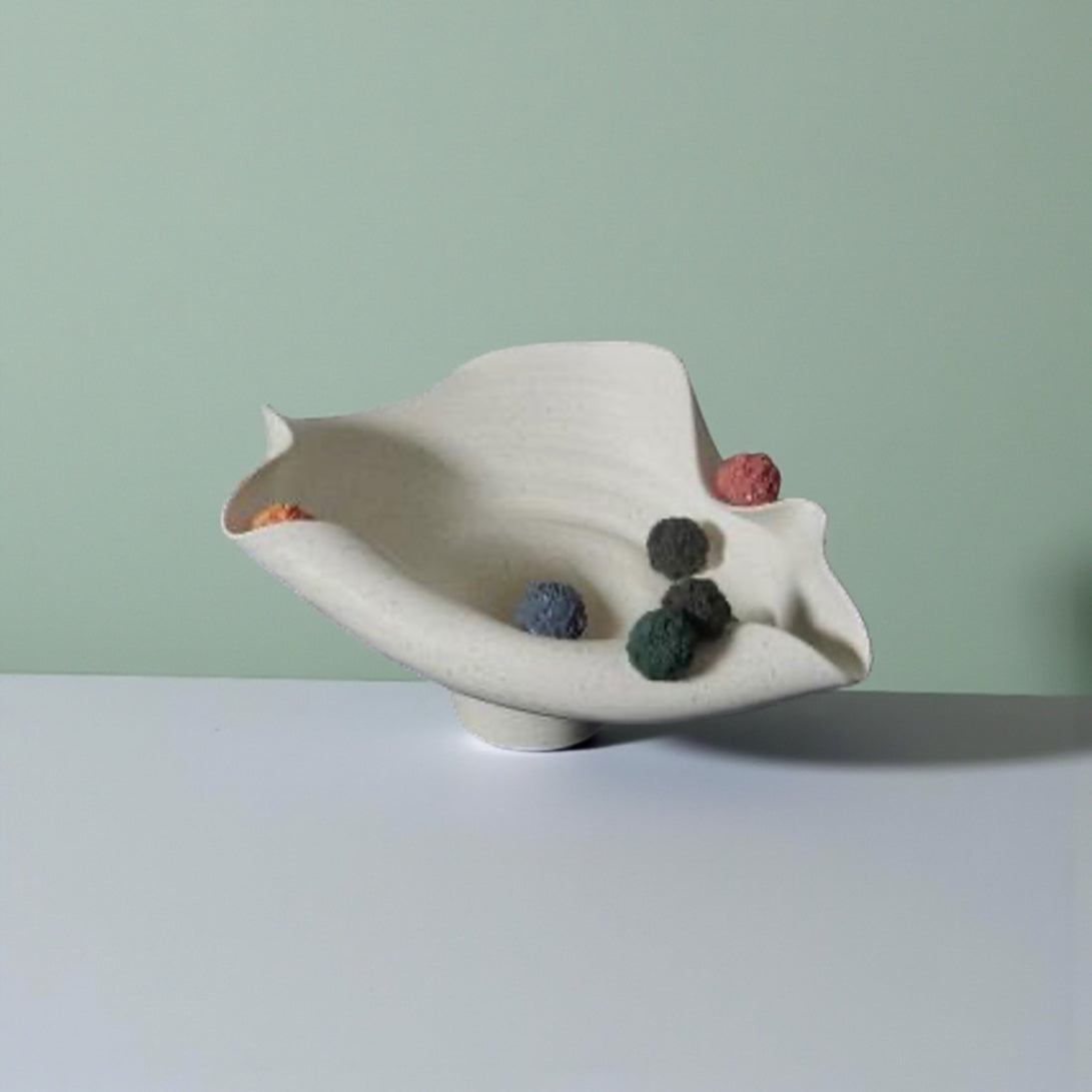 CLAIR & CHIC Handmade Ceramic Fruit Bowl - SQ24011