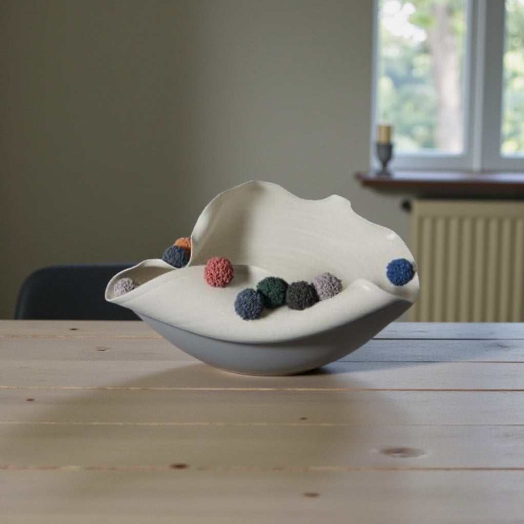 CLAIR & CHIC Handmade Ceramic Fruit Bowl - SQ24013