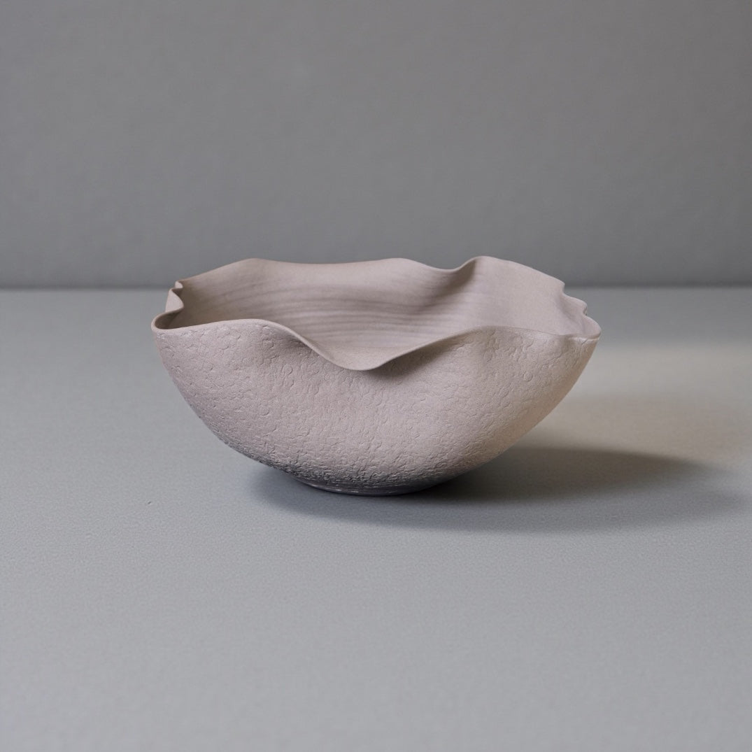 CLAIR & CHIC Handmade Ceramic Fruit Bowl - TT25043