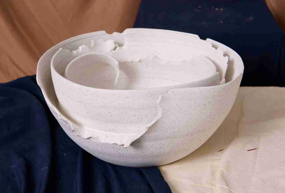 CLAIR & CHIC Handmade Ceramic Fruit Bowl - JDC25016