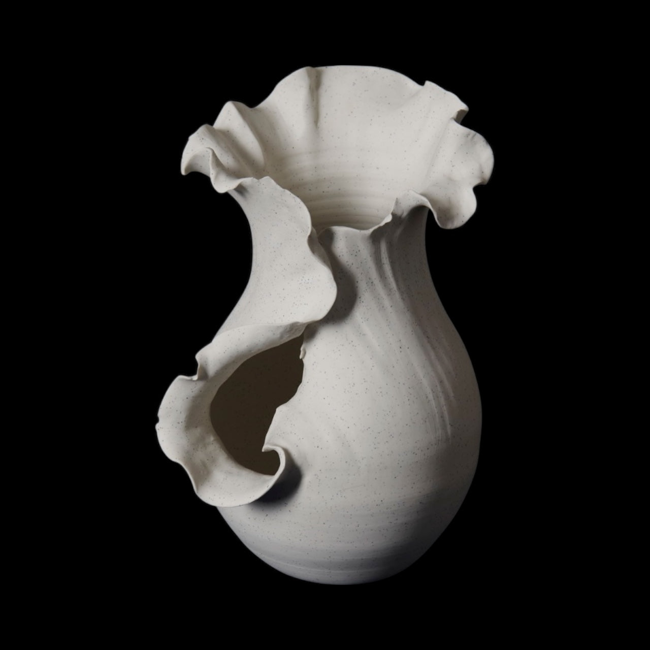 CLAIR & CHIC  Handmade Ceramic Vase - JY23171