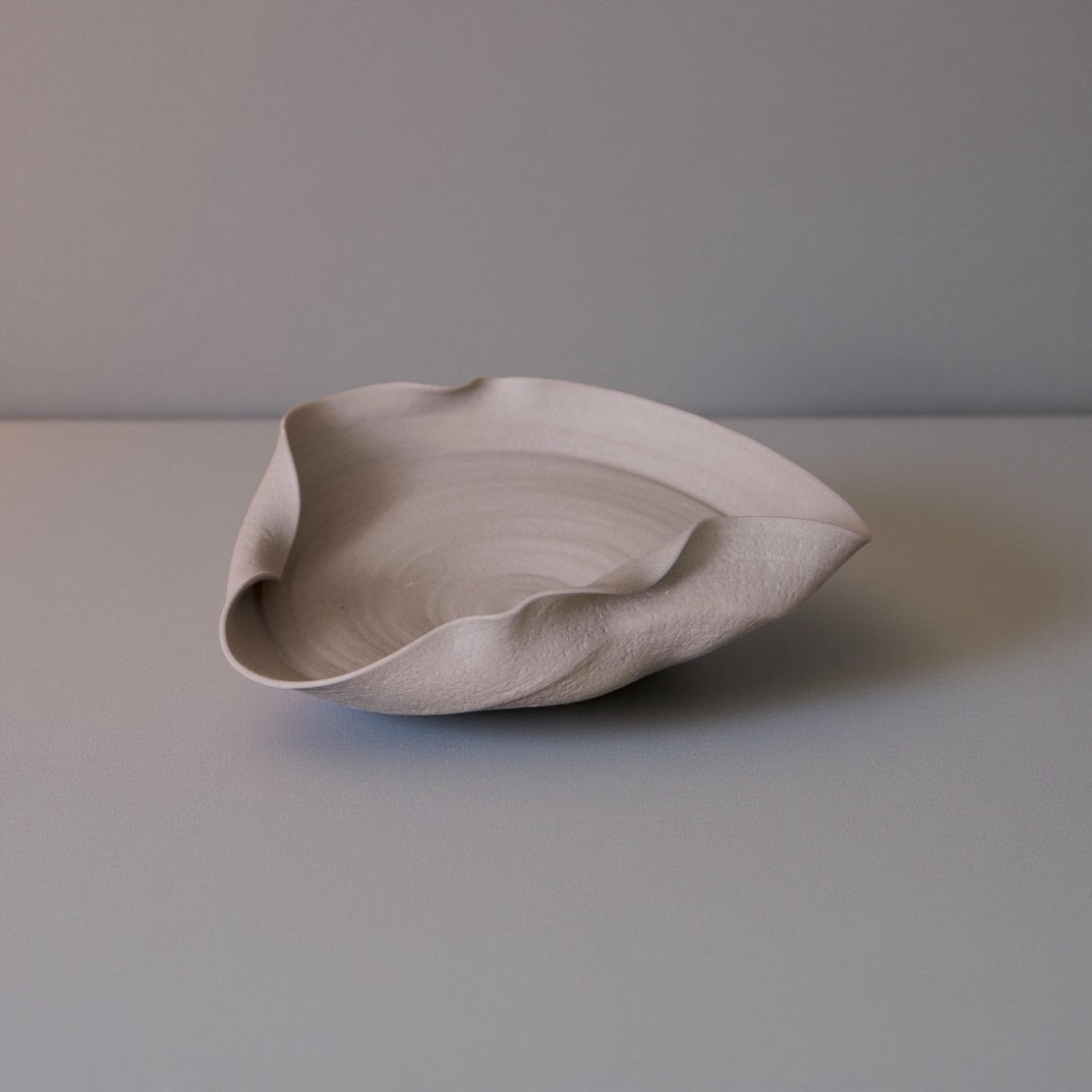 CLAIR & CHIC  Handmade Ceramic Fruit Bowl  - TT25041