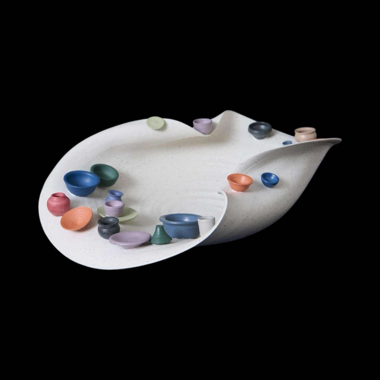 CLAIR & CHIC  Handmade Ceramic Fruit Bowl  - JDQ24032