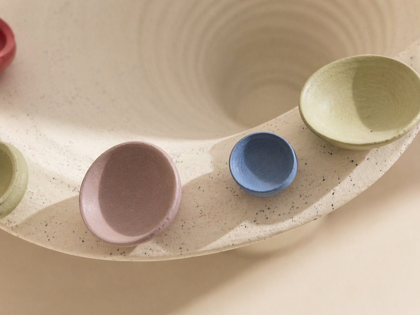 CLAIR & CHIC  Handmade Ceramic Vase - JDQ24029