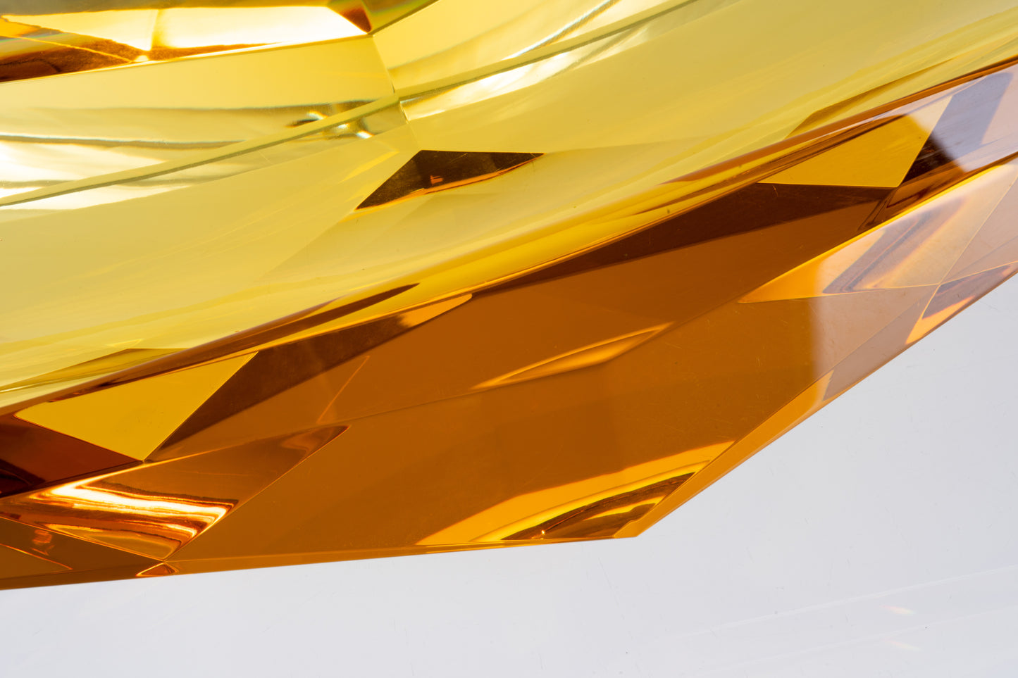 MURATERRA  Crystal Amber Plate Decoration   - AJ1111072