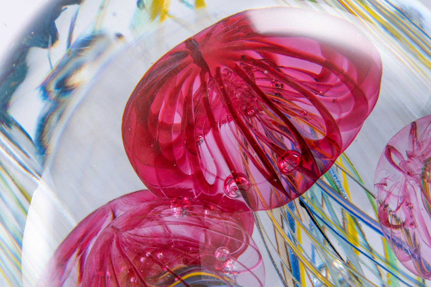 MURATERRA Crystal Cobalt Decoration Stand  - AJ1012081