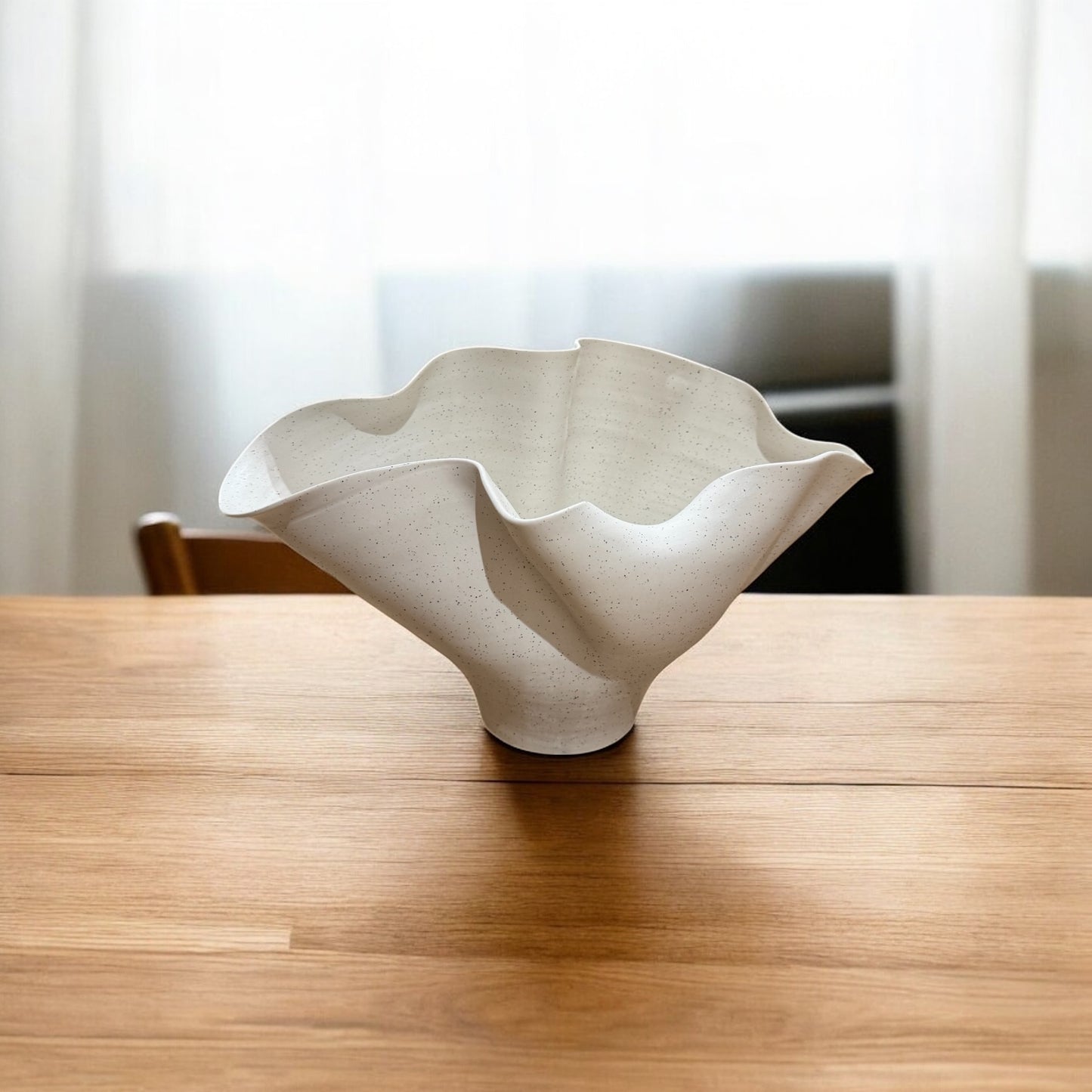 CLAIR & CHIC  Handmade Ceramic Vase - JD25018